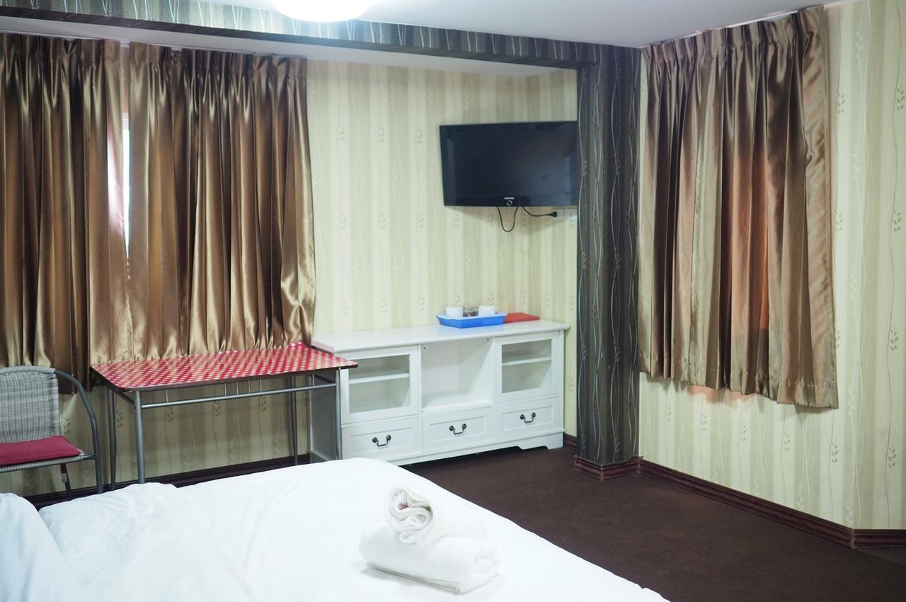 Hari Om Delhi Darbar Hotel Pattaya Ngoại thất bức ảnh