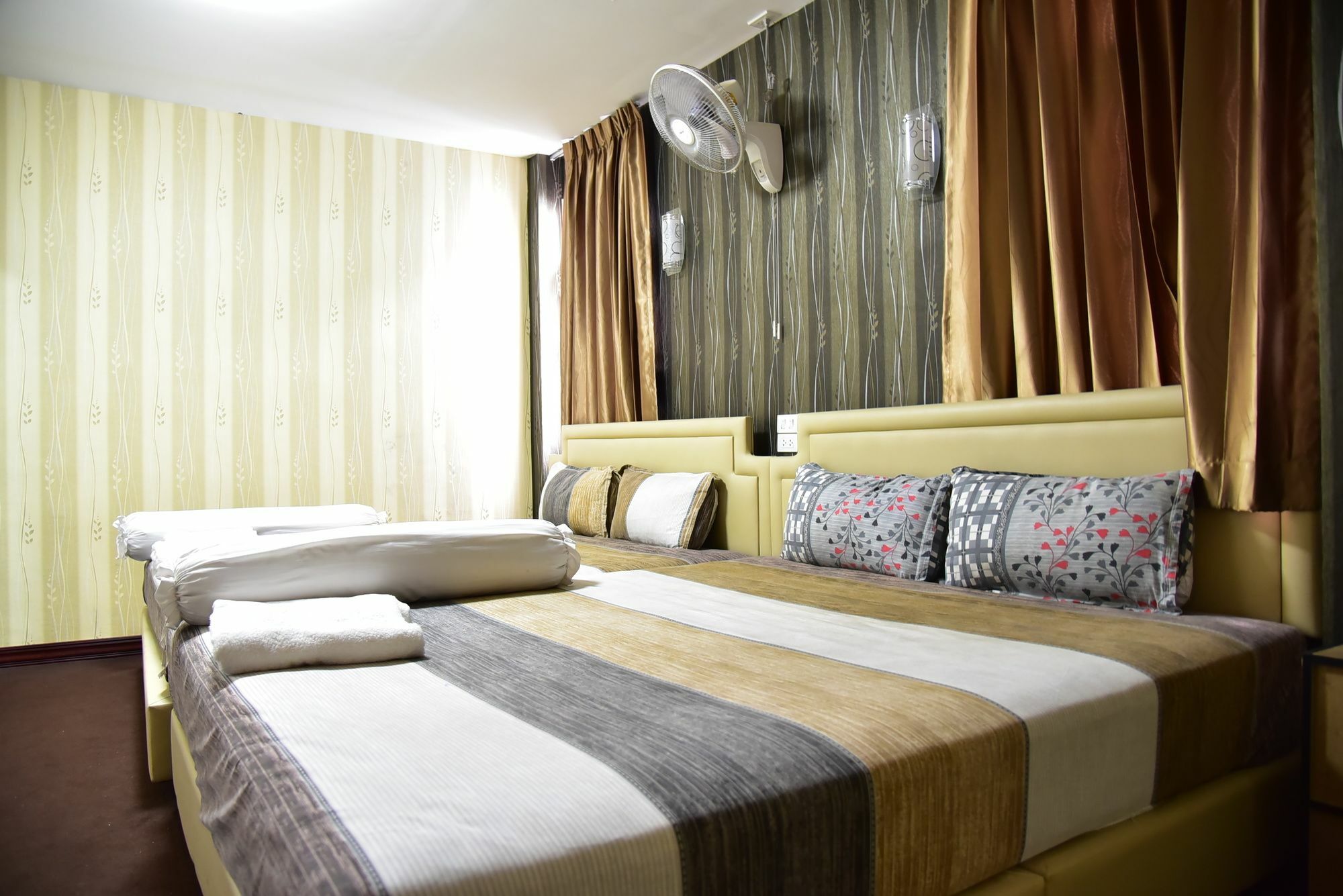 Hari Om Delhi Darbar Hotel Pattaya Ngoại thất bức ảnh